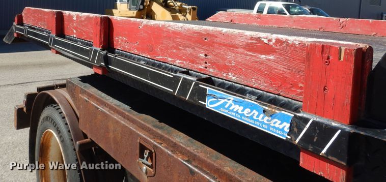 image for item DM3162 2013 International WorkStar 7300  hook lift truck