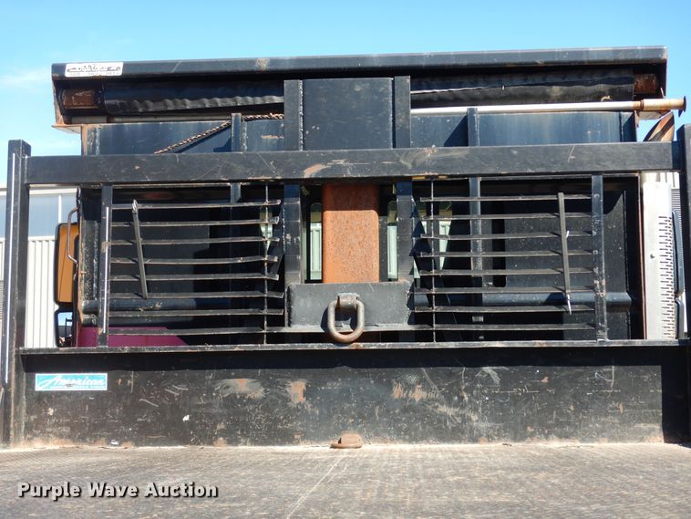 image for item DM3162 2013 International WorkStar 7300  hook lift truck