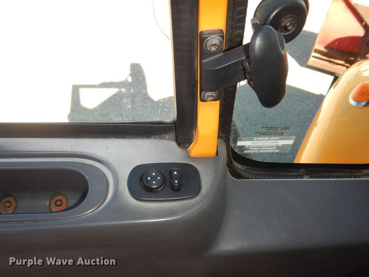 image for item DM3162 2013 International WorkStar 7300  hook lift truck