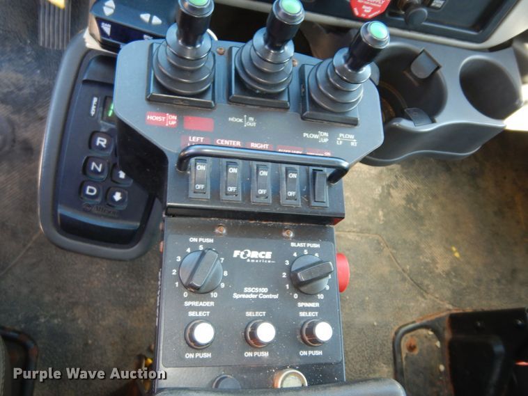 image for item DM3162 2013 International WorkStar 7300  hook lift truck