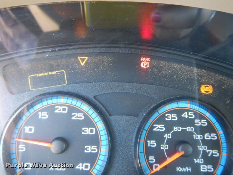 image for item DM3162 2013 International WorkStar 7300  hook lift truck