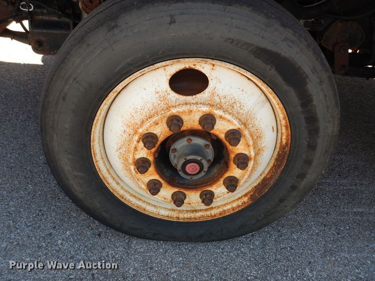 image for item DM3162 2013 International WorkStar 7300  hook lift truck