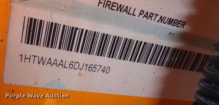 image for item DM3162 2013 International WorkStar 7300  hook lift truck