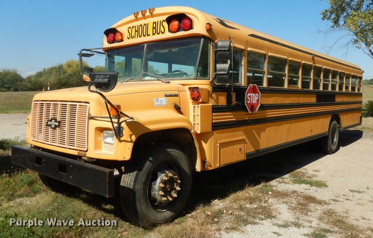 image for item DM3164 2001 Chevrolet Blue Bird  school bus