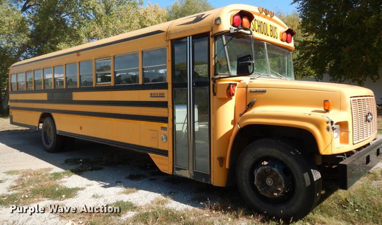 image for item DM3164 2001 Chevrolet Blue Bird  school bus