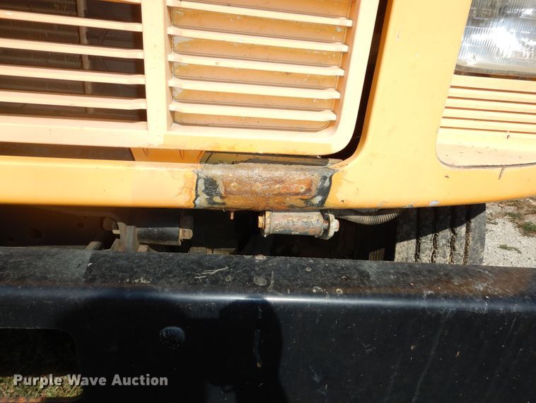 image for item DM3164 2001 Chevrolet Blue Bird  school bus