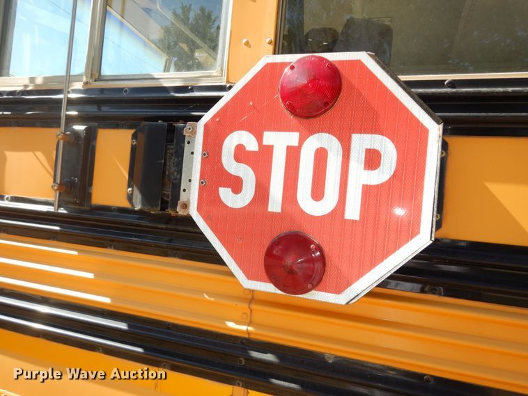 image for item DM3164 2001 Chevrolet Blue Bird  school bus