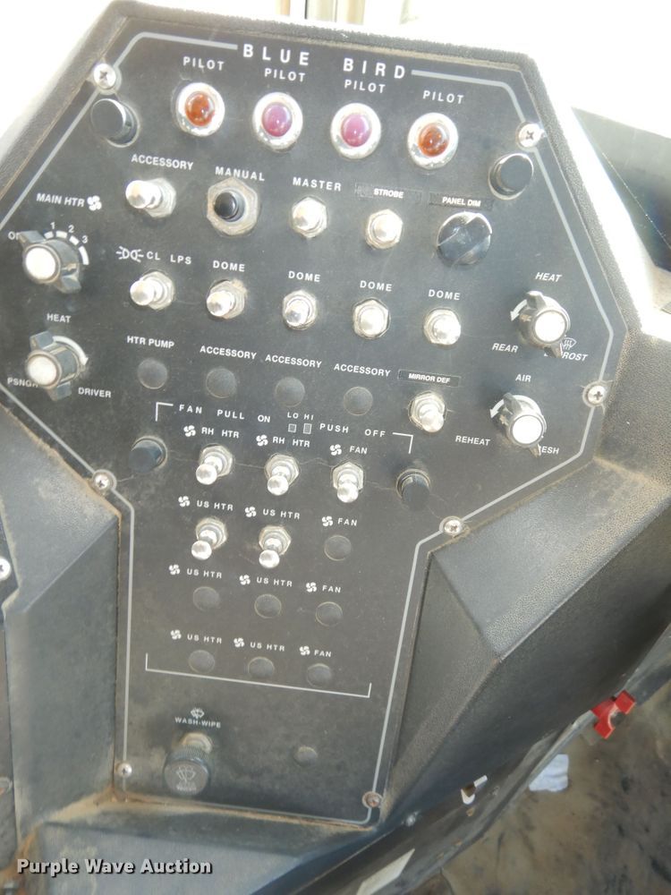 image for item DM3164 2001 Chevrolet Blue Bird  school bus