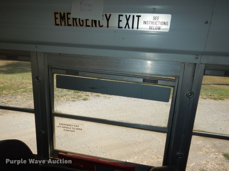 image for item DM3164 2001 Chevrolet Blue Bird  school bus