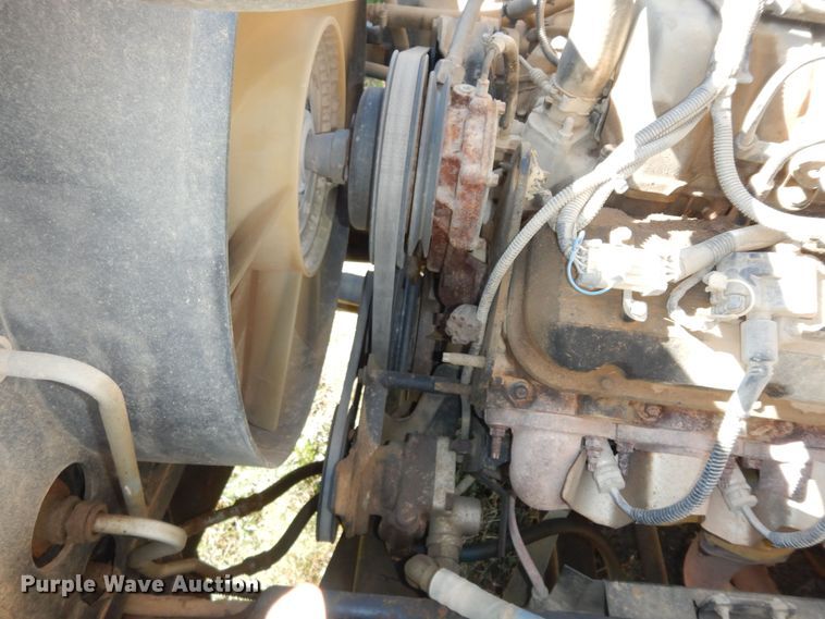 image for item DM3164 2001 Chevrolet Blue Bird  school bus