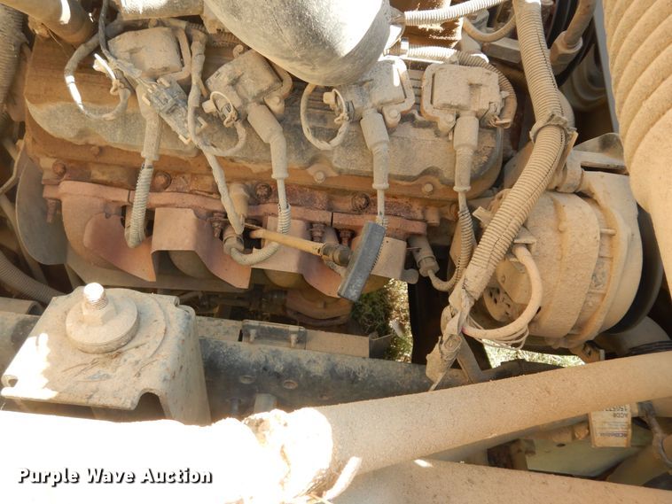 image for item DM3164 2001 Chevrolet Blue Bird  school bus