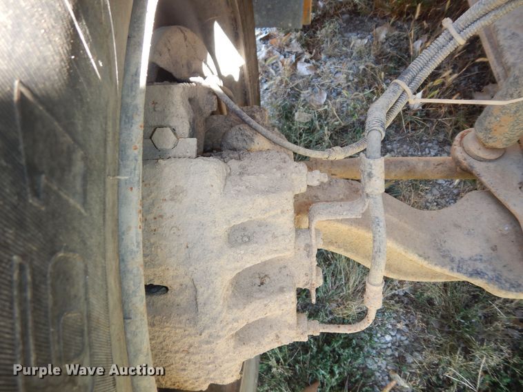 image for item DM3164 2001 Chevrolet Blue Bird  school bus