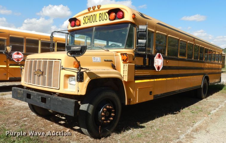 image for item DM3200 1999 Chevrolet Blue Bird  school bus