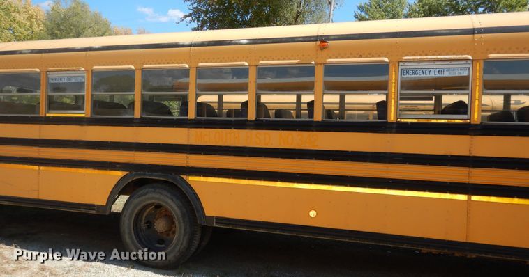 image for item DM3200 1999 Chevrolet Blue Bird  school bus