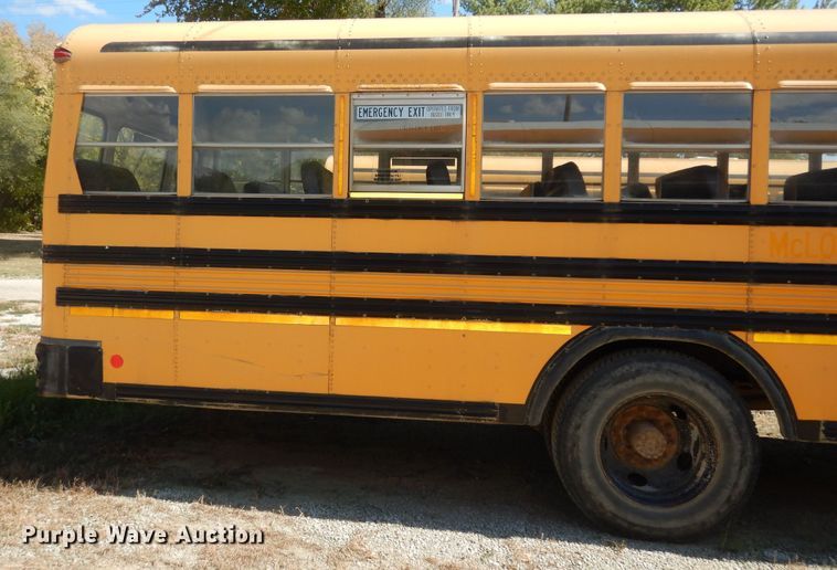 image for item DM3200 1999 Chevrolet Blue Bird  school bus