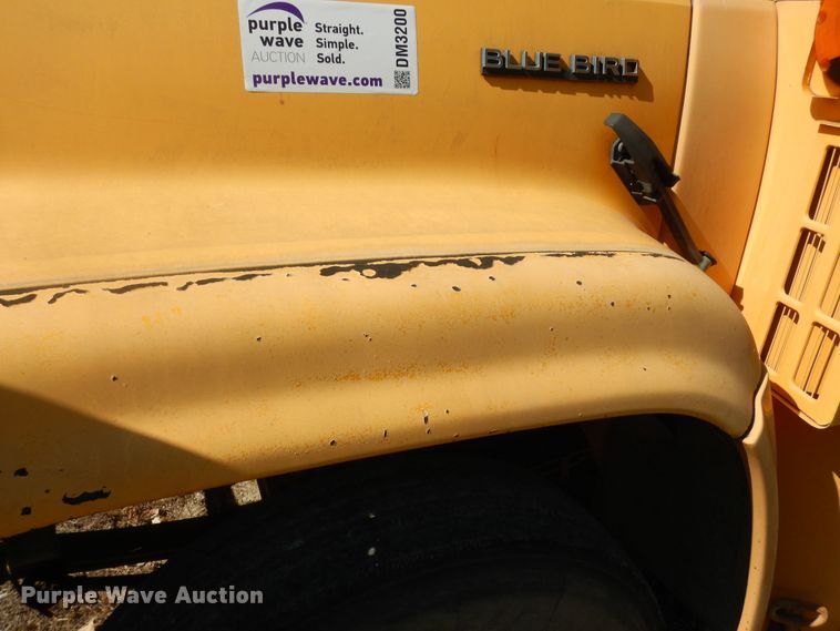 image for item DM3200 1999 Chevrolet Blue Bird  school bus