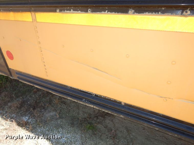 image for item DM3200 1999 Chevrolet Blue Bird  school bus