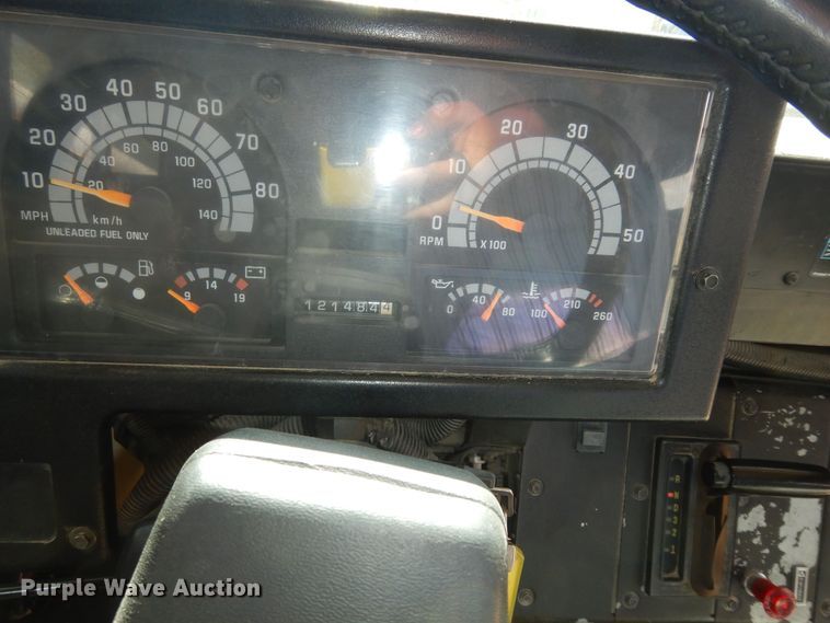 image for item DM3200 1999 Chevrolet Blue Bird  school bus