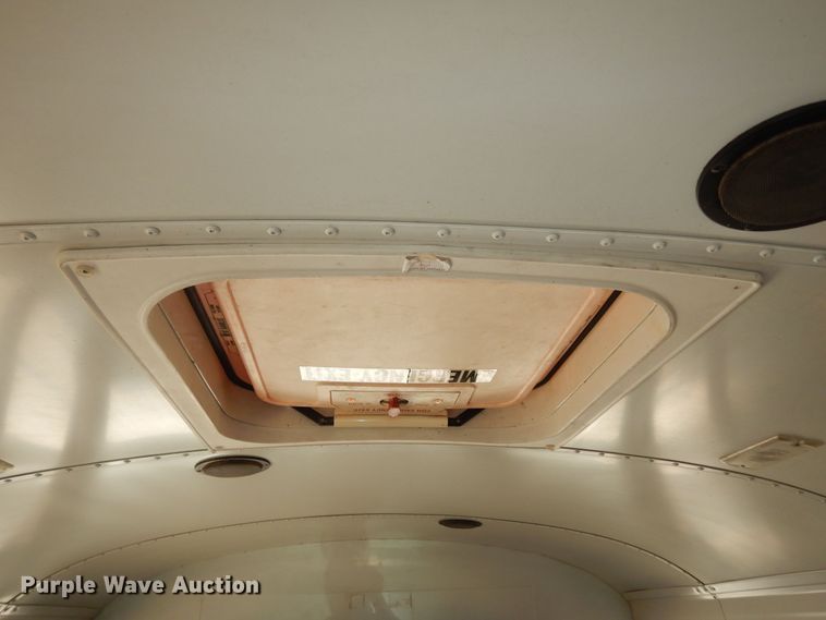 image for item DM3200 1999 Chevrolet Blue Bird  school bus