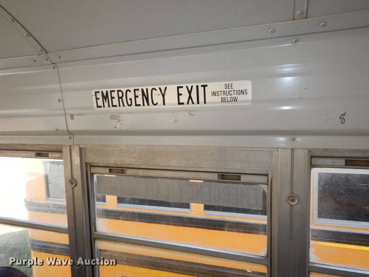 image for item DM3200 1999 Chevrolet Blue Bird  school bus