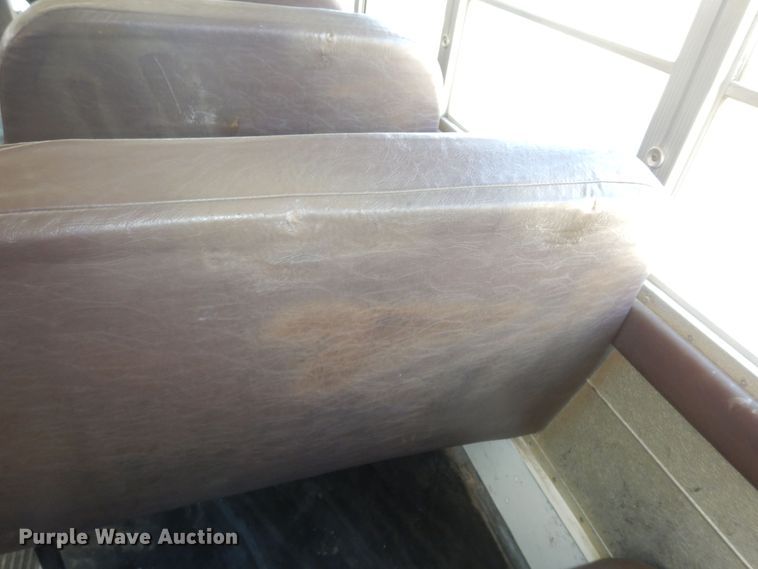 image for item DM3200 1999 Chevrolet Blue Bird  school bus