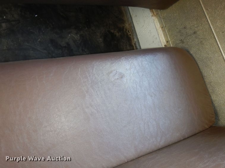 image for item DM3200 1999 Chevrolet Blue Bird  school bus