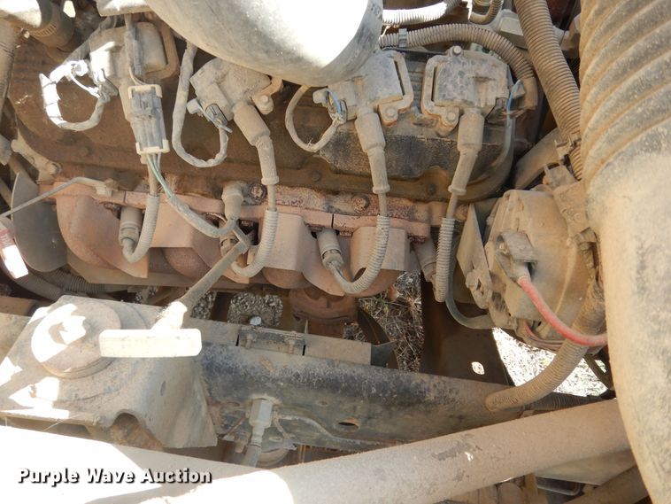 image for item DM3200 1999 Chevrolet Blue Bird  school bus