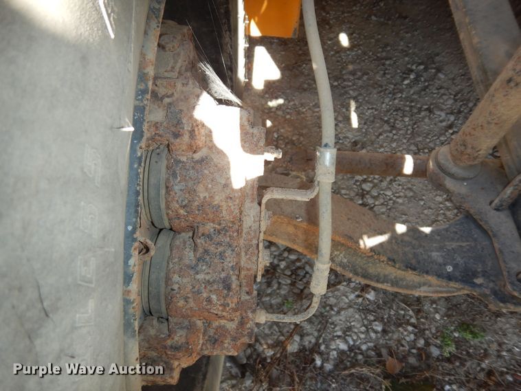 image for item DM3200 1999 Chevrolet Blue Bird  school bus