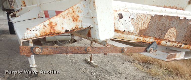image for item DM3220 1998 Ranch  bottom dump trailer