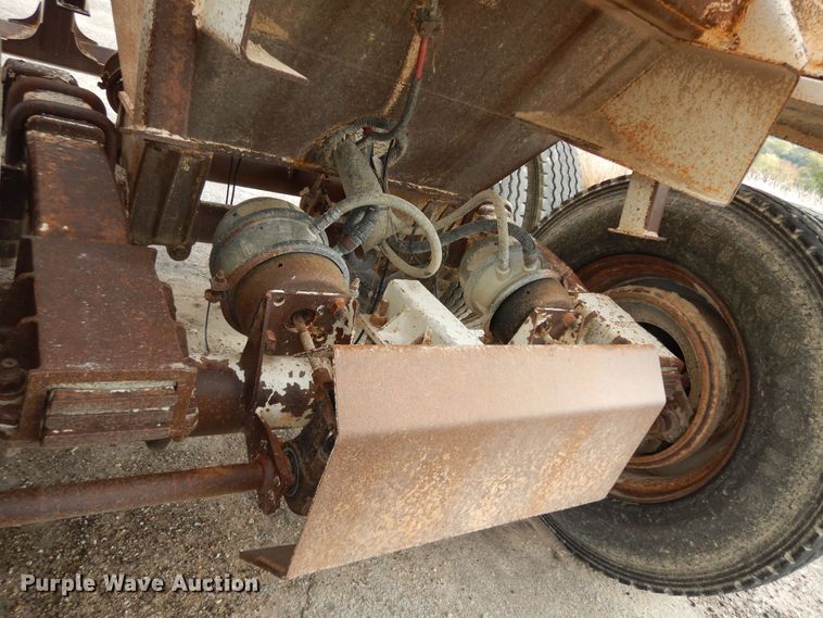 image for item DM3220 1998 Ranch  bottom dump trailer
