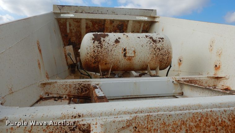 image for item DM3220 1998 Ranch  bottom dump trailer