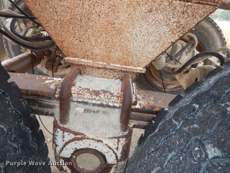 image for item DM3220 1998 Ranch  bottom dump trailer