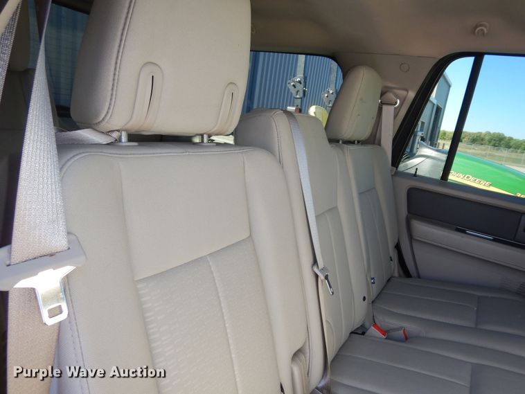 image for item DM3227 2013 Ford Expedition XL  SUV