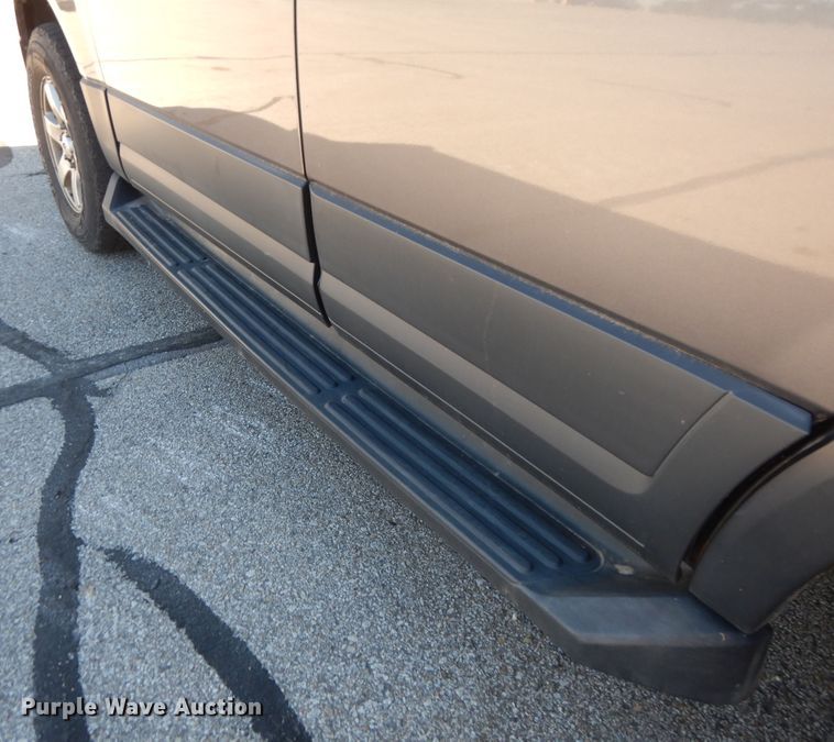 image for item DM3227 2013 Ford Expedition XL  SUV