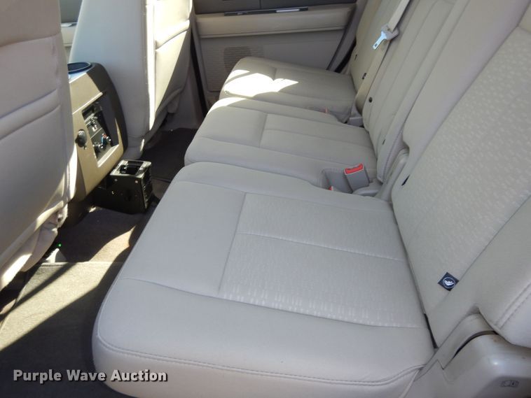 image for item DM3227 2013 Ford Expedition XL  SUV