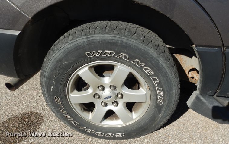 image for item DM3227 2013 Ford Expedition XL  SUV