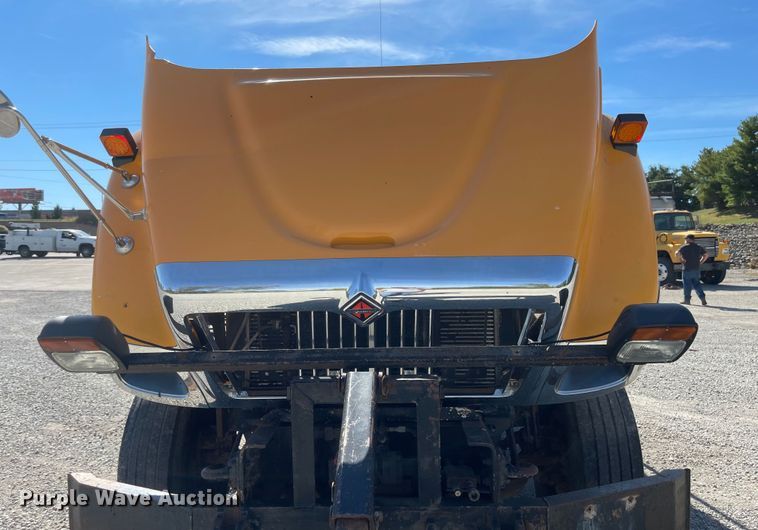 image for item DN7321 2005 International 7400  dump truck