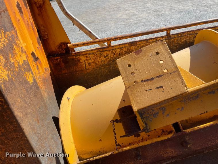 image for item DN7321 2005 International 7400  dump truck