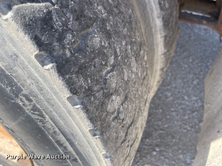 image for item DN7321 2005 International 7400  dump truck