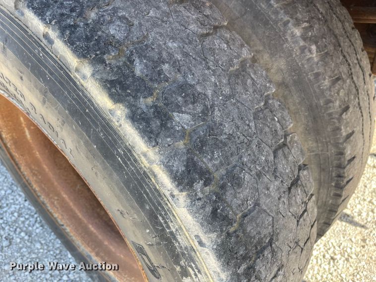 image for item DN7321 2005 International 7400  dump truck