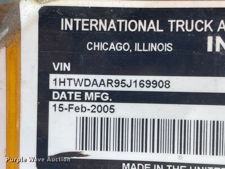 image for item DN7321 2005 International 7400  dump truck