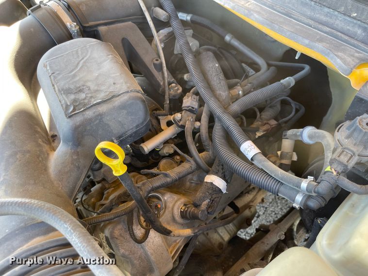 image for item DN7437 2008 Ford F250 Super Duty XL  utility bed pickup truck