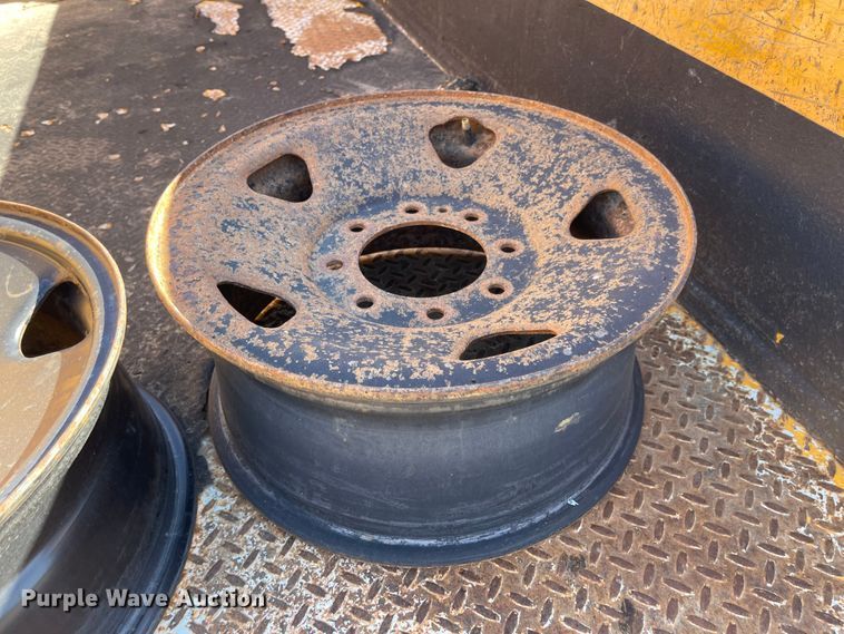 image for item DN7437 2008 Ford F250 Super Duty XL  utility bed pickup truck