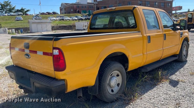 image for item DN7452 2009 Ford F250 Super Duty XL  Crew Cab pickup truck