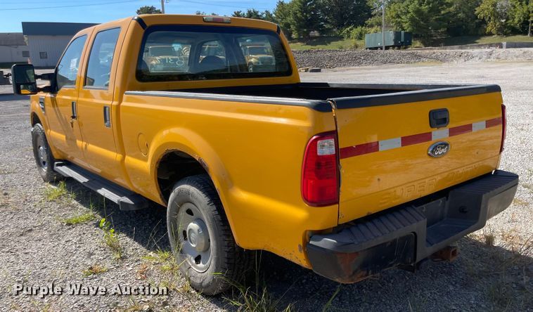 image for item DN7452 2009 Ford F250 Super Duty XL  Crew Cab pickup truck