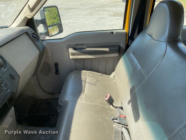 image for item DN7452 2009 Ford F250 Super Duty XL  Crew Cab pickup truck