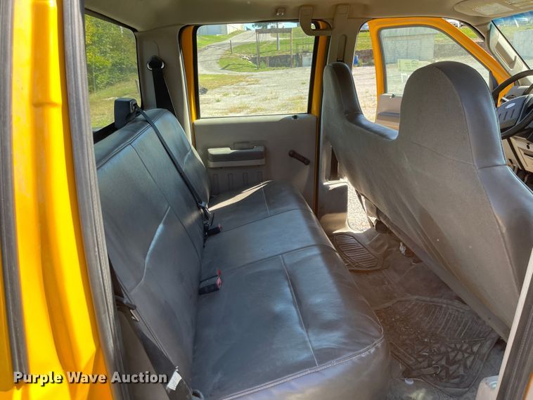 image for item DN7452 2009 Ford F250 Super Duty XL  Crew Cab pickup truck