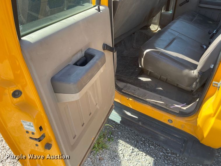 image for item DN7452 2009 Ford F250 Super Duty XL  Crew Cab pickup truck