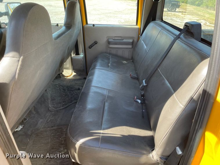 image for item DN7452 2009 Ford F250 Super Duty XL  Crew Cab pickup truck