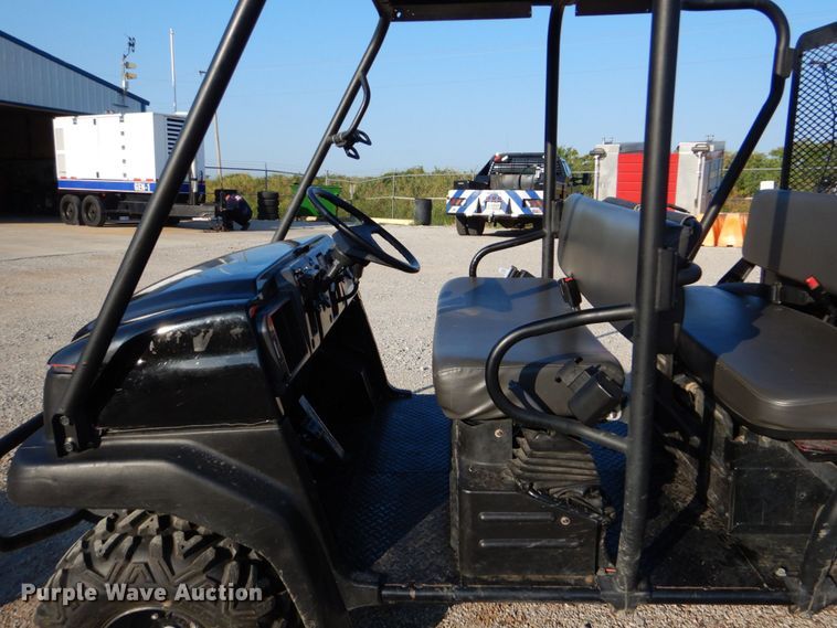 image for item DO1558 2007 Kawasaki Mule 3010  utility vehicle